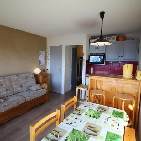 4 Pers Au Pied Des Pistes Avec Parking Gratuit - En Oisans - Fr-1-297-151