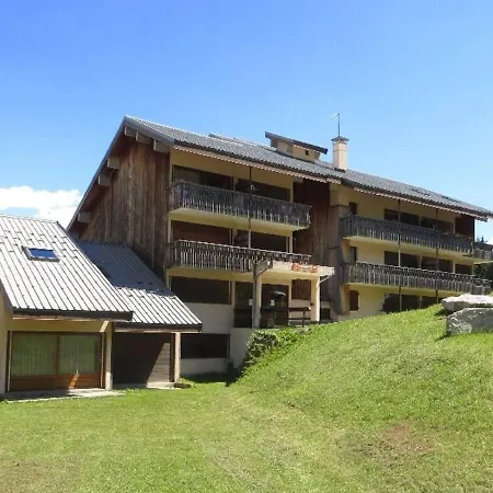 Apartment 4 Pers Au Pied Des Pistes Avec Parking Gratuit - En Oisans - Fr-1-297-151 Auris